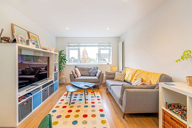Living Room- click for photo gallery